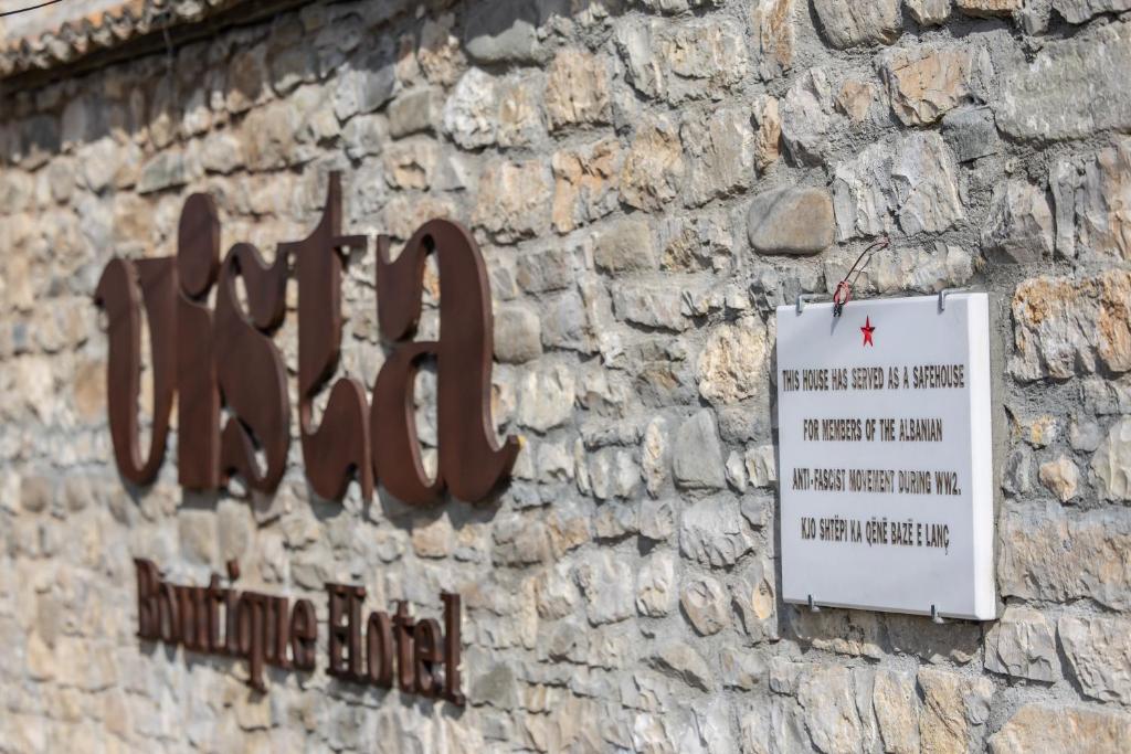 Certifikát, hodnocení, plakát nebo jiný dokument vystavený v ubytování Vista Boutique Hotel