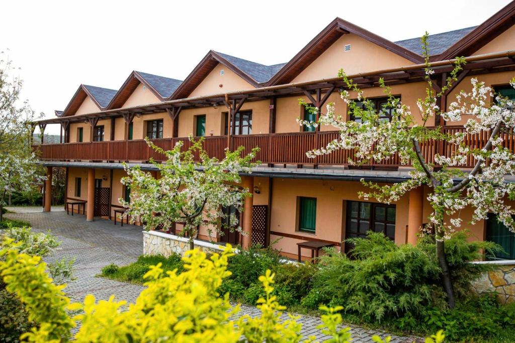 Bianka Apartman Bogács 3412 Bogács, 23 Andornak utca kép - 1