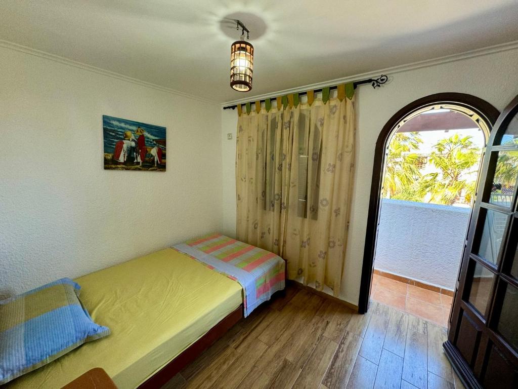 Postel nebo postele na pokoji v ubytování Excelent Chalet Triplex in Kasr Rimal-Kabila Tetouan