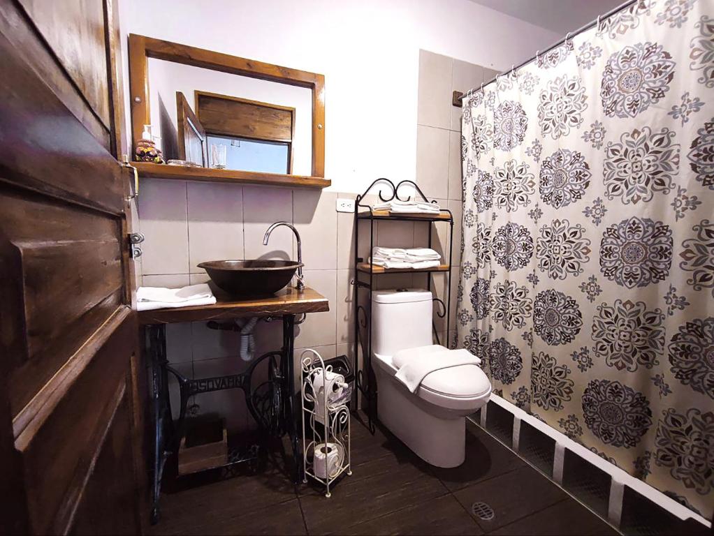 Koupelna v ubytování Hotel Casa Alquimia