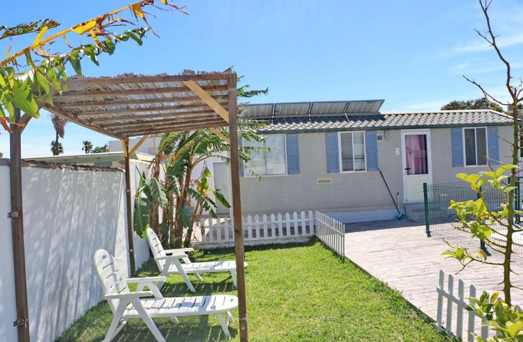 Ogród w obiekcie Bungalow Puntalejo