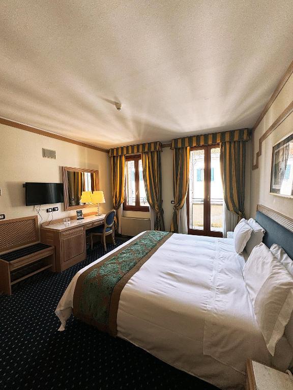 Foscari Palace - Resim 11