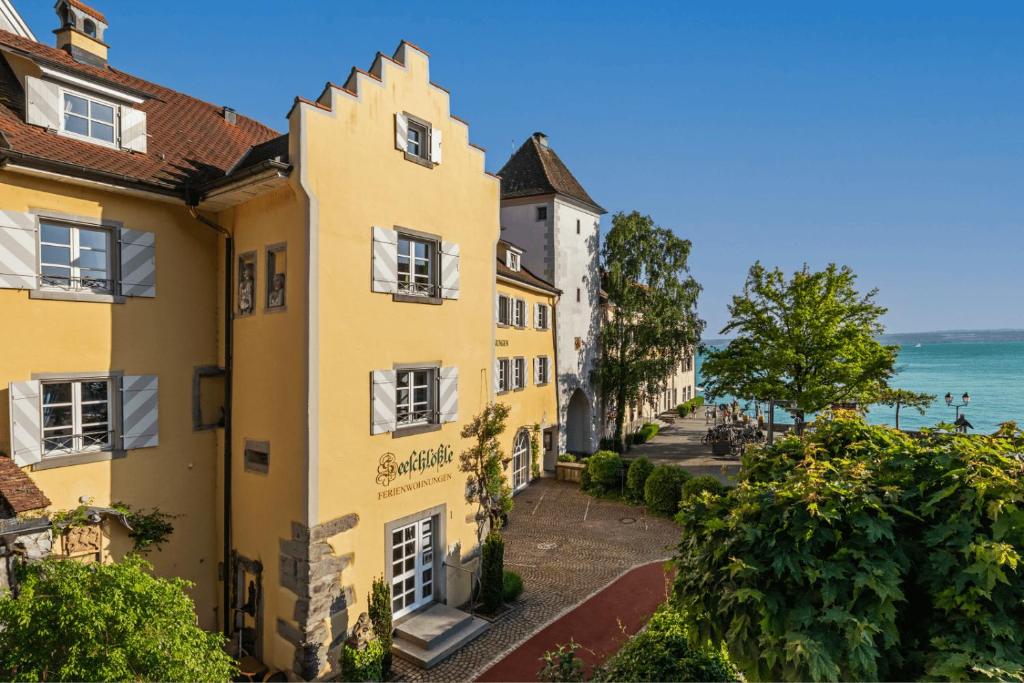 Seeschlößle Ferienwohnungen Meersburg - Housity