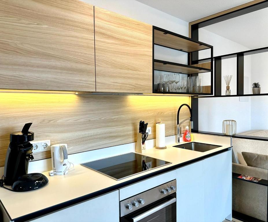Kuchyň nebo kuchyňský kout v ubytování Tiny House Village Löffingen