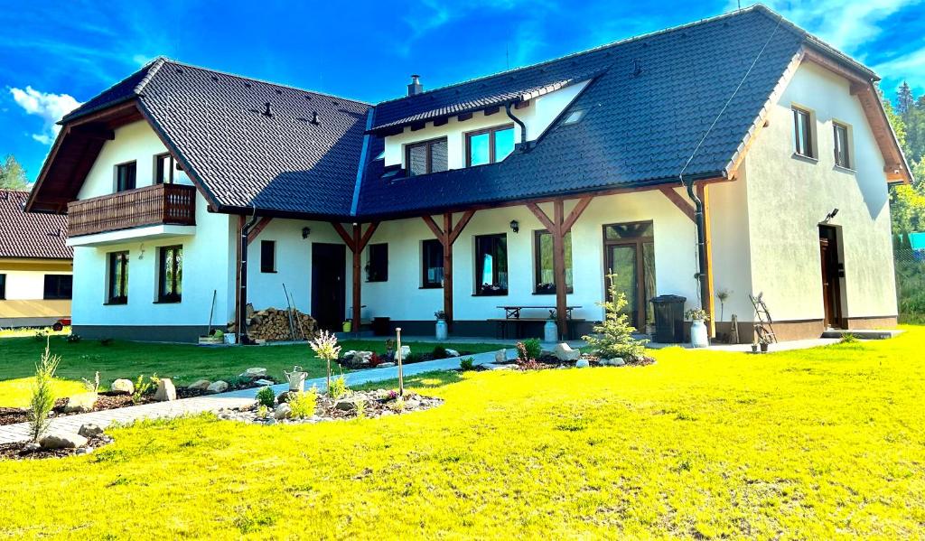 Zahrada ubytování Penzion Krumlovské rozcestí