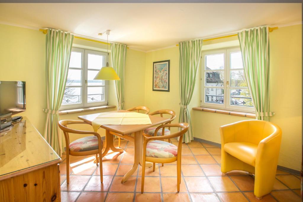 Seeschlößle Ferienwohnungen Meersburg - Appartement 1 Chambre Avec Vue Sur Lac