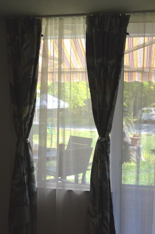 Apartments by Baza Academic - Two-Bedroom Deluxe Apartment With Garden View