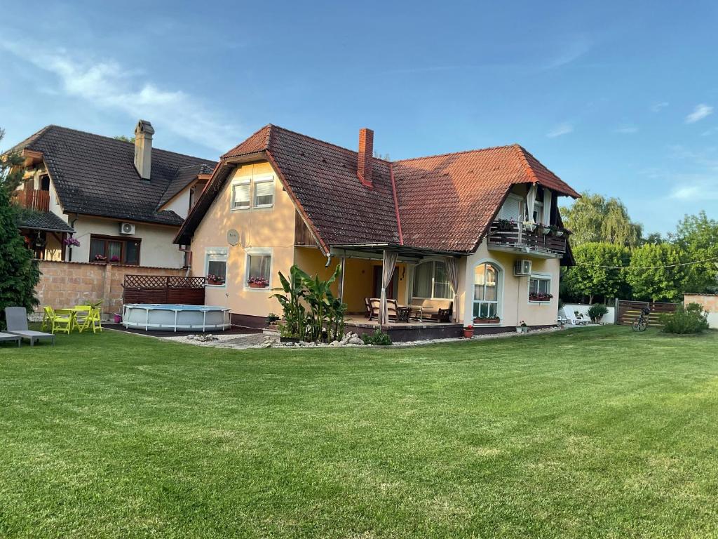 Zahrada ubytování Liliána apartman