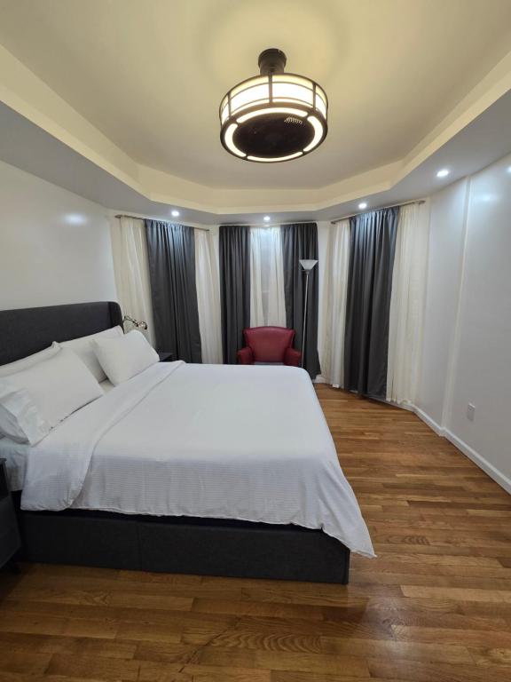 Beautiful Boston Bedroom - New Renovation photo