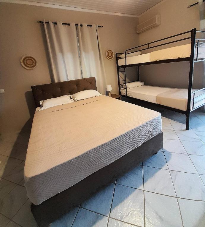 Aggeliki Apartments - Квартира с видом на сад