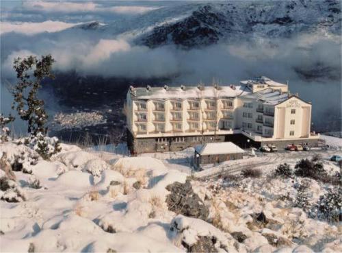 Hotel Santa Cruz, Güéjar-Sierra, Spain - Booking.com