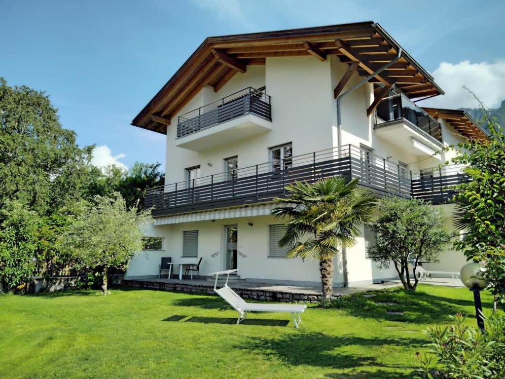 Ferienwohnungen HÖLLERHOF in Terlan - Housity