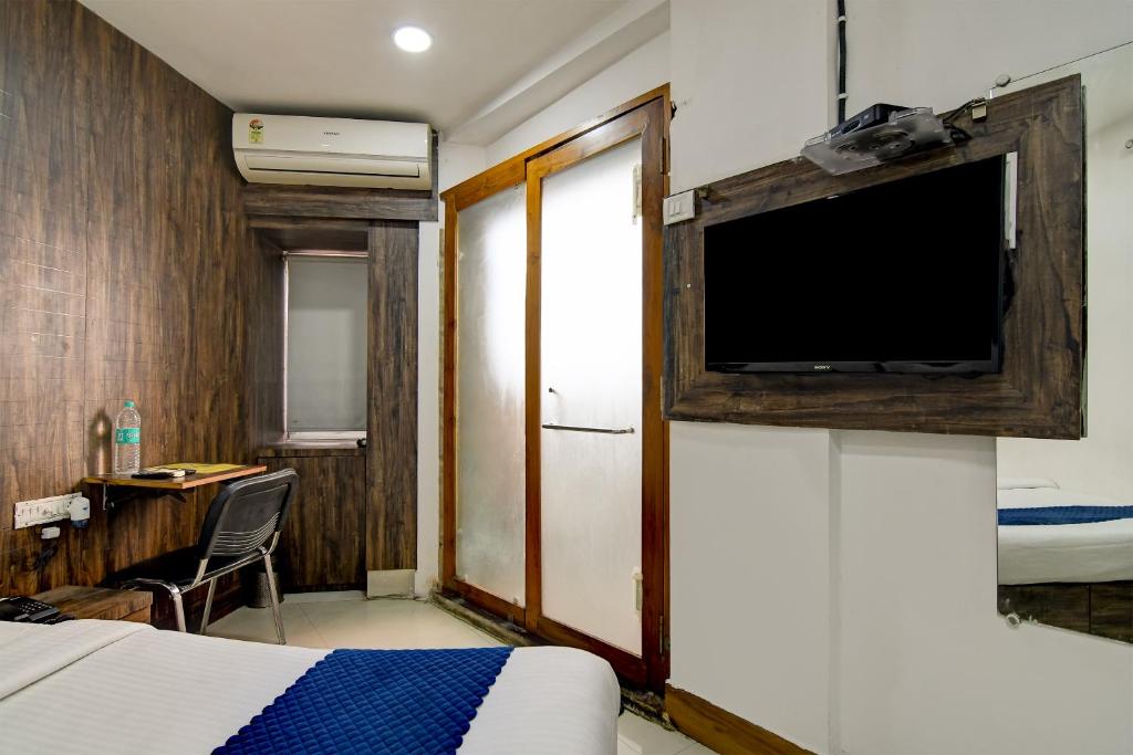 TV a/nebo společenská místnost v ubytování Hotel Q Inn
