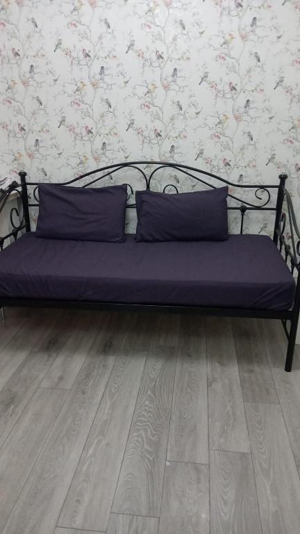 London Budget Bliss, London W12, white city, shepherd's bush market - Resim 3