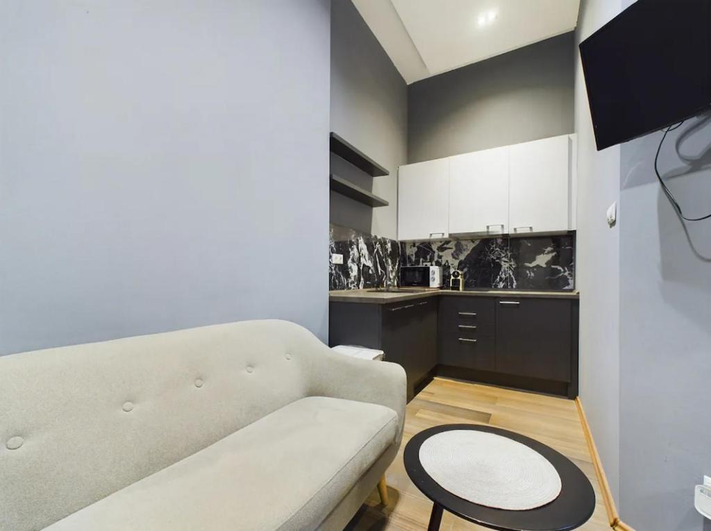 Cosy Gray Apartment in Heart of City 1073 Budapest, Kertész utca 35 kép - 1