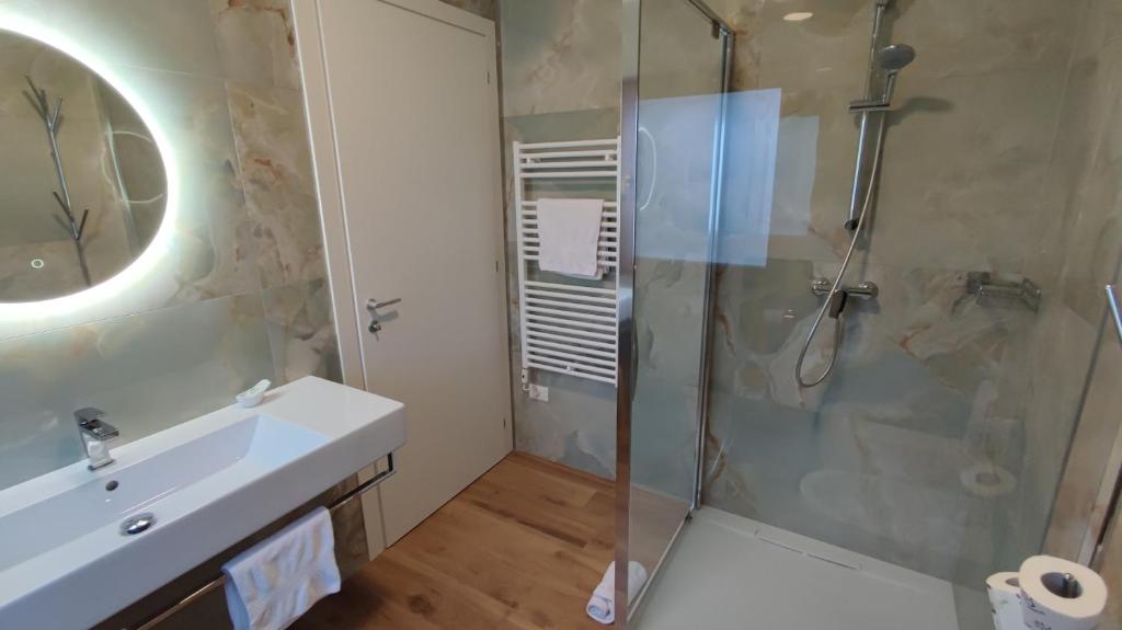 Koupelna v ubytování Agriturismo Cjargnei