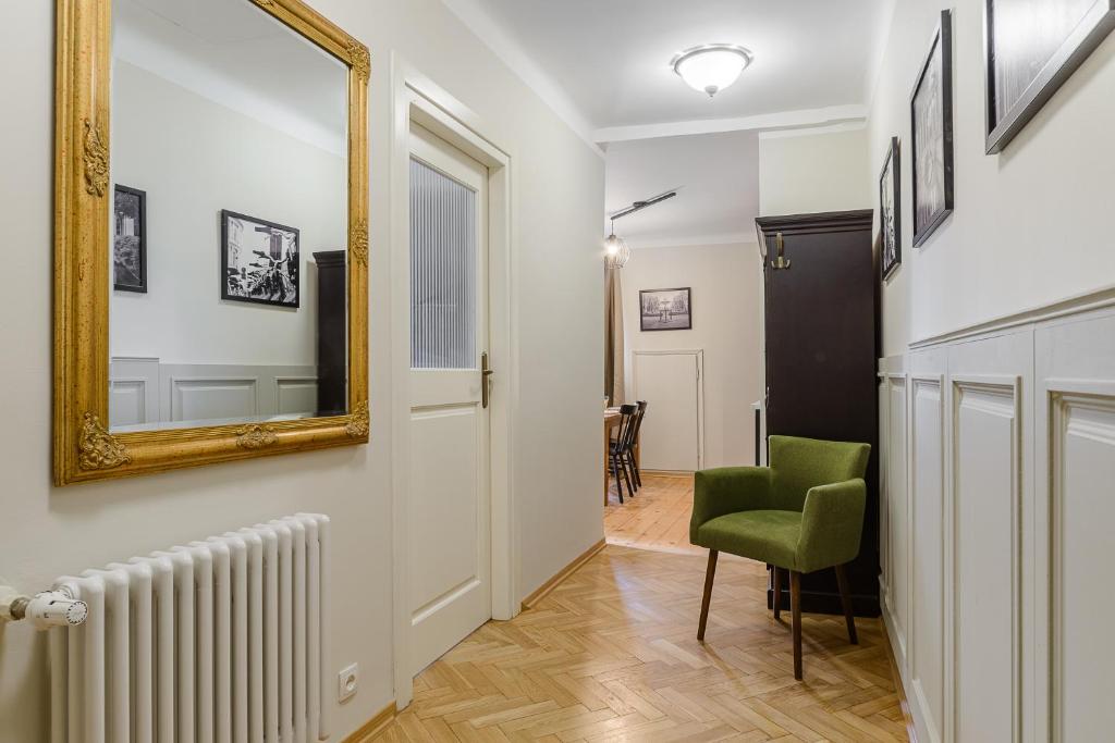 Posedenie v ubytovaní P&O Podwale Apartments