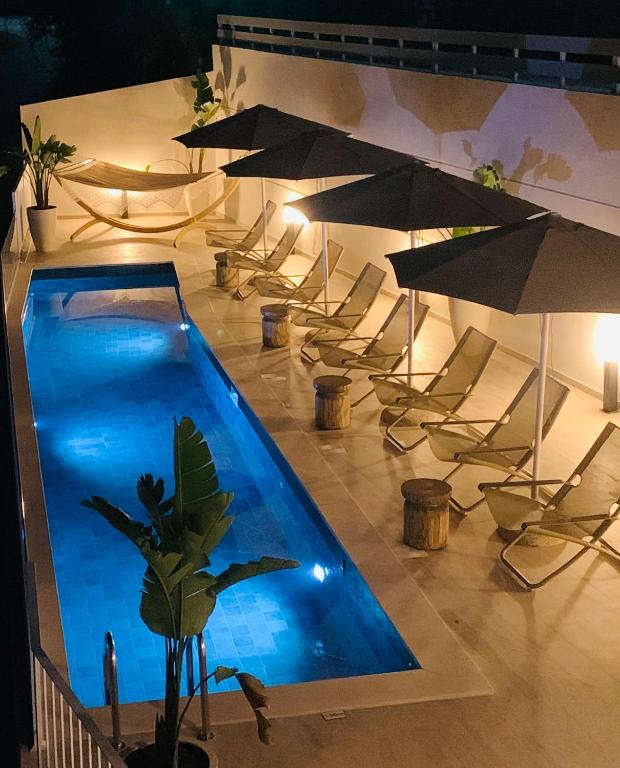 Bazén v ubytování PARGA SUITES nebo v jeho okolí