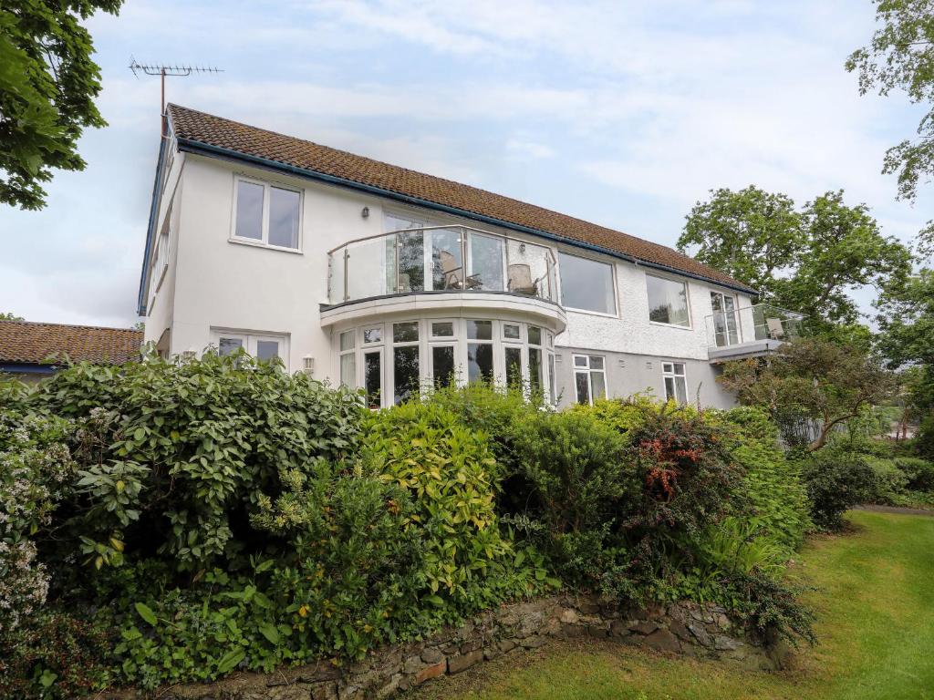 Ynys Castell, Menai Bridge (updated prices 2025)