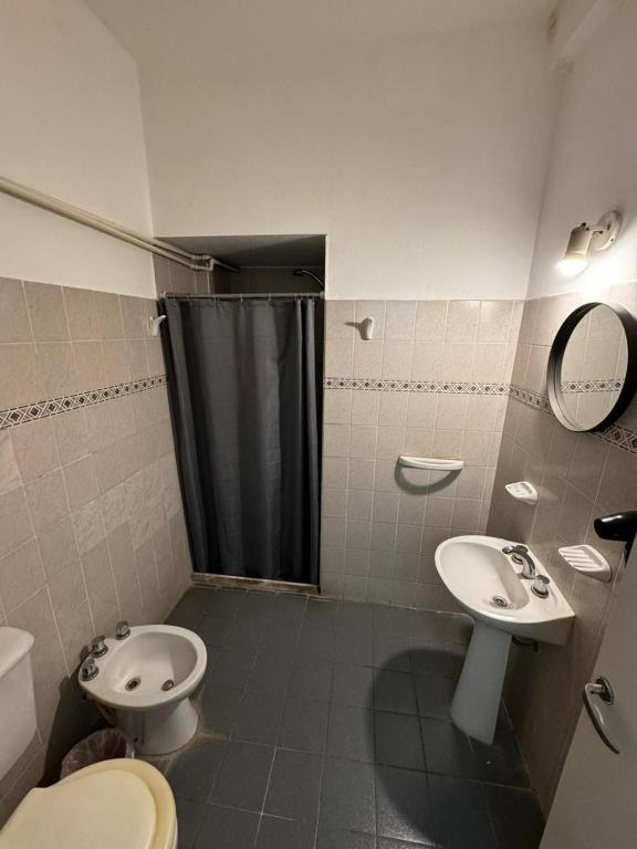 Koupelna v ubytování Chrome Hotel