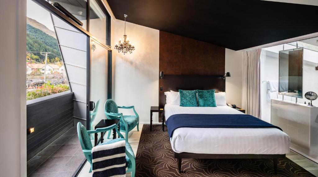 Queenstown Park Boutique Hotel photo