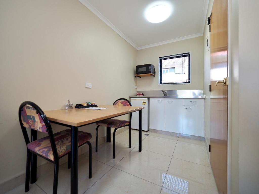 Ulster Lodge Motel - Resim 25