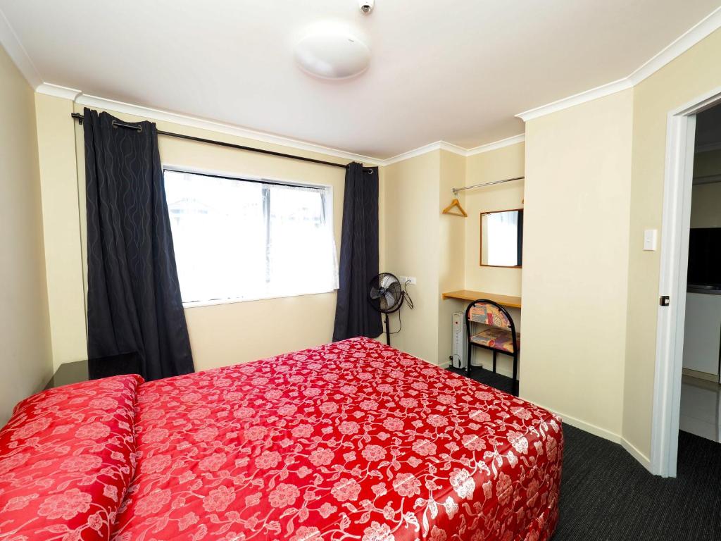 
Standard One-Bedroom Apartment
