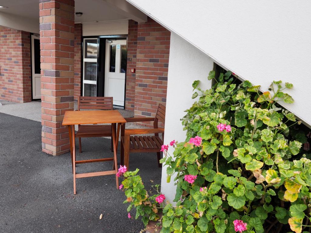 Ulster Lodge Motel - Resim 45