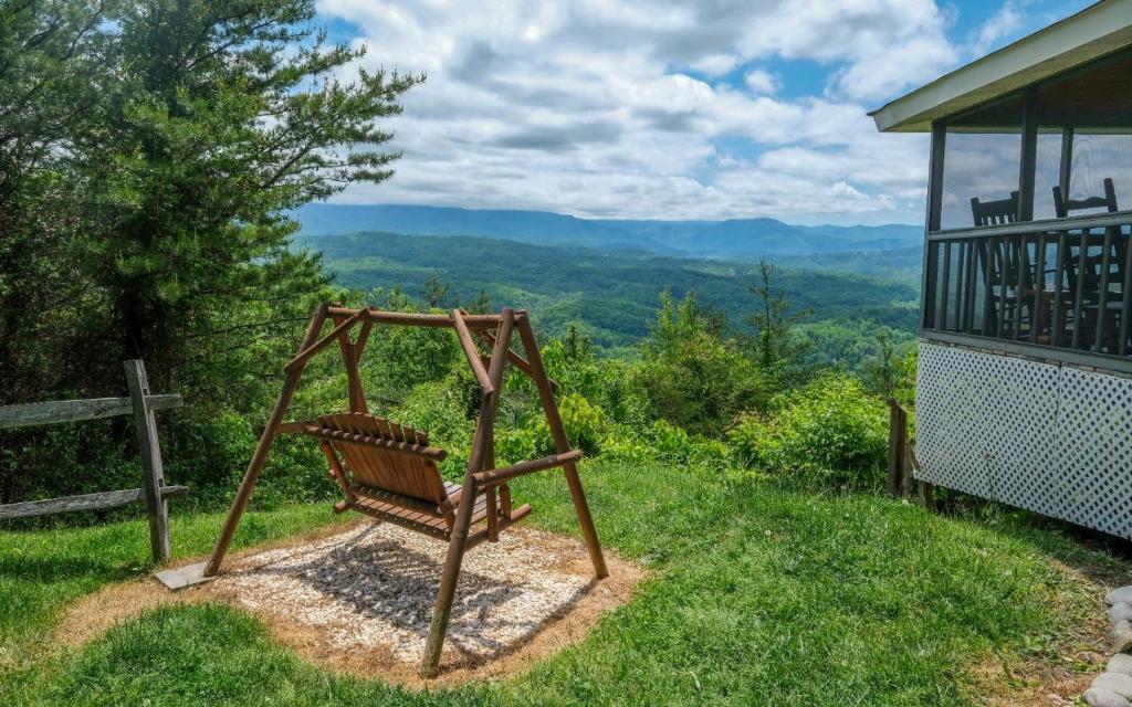 En generel udsigt til bjerge eller udsigt til bjerge taget fra villaen