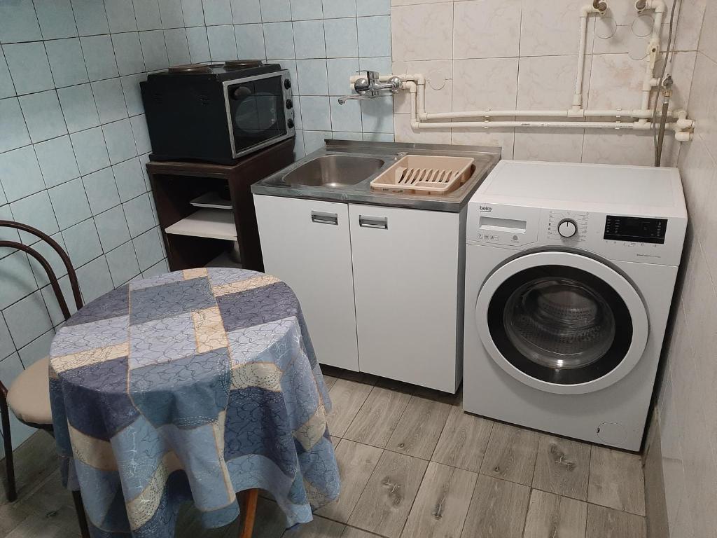 Belgrade city residence, silent and comfortable - One-Bedroom Apartment