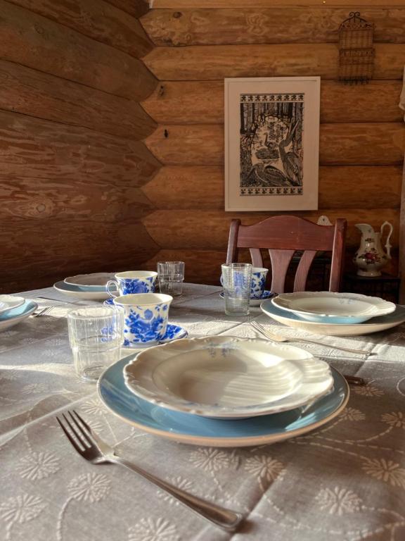 Fotografie z fotogalerie ubytování Tagavälja talu Cottage and Sauna on a farm B&B, rural experience v destinaci Atsalama