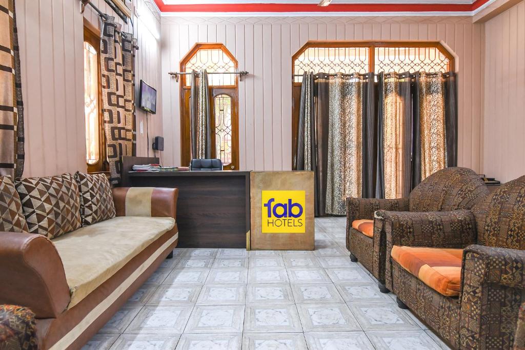 Posezení v ubytování FabHotel Vicky