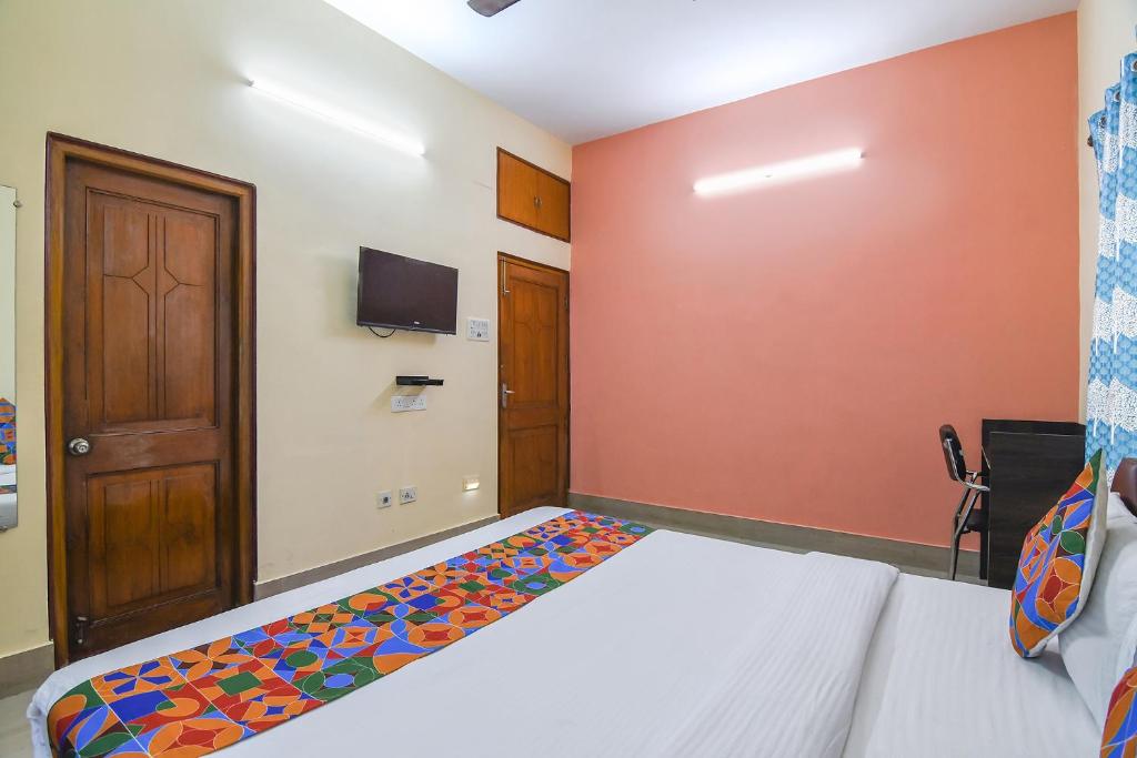 TV a/nebo společenská místnost v ubytování FabHotel Vicky