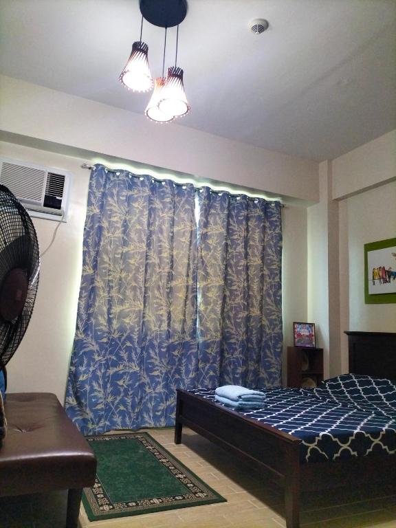 Iloilo Condominiums - Queen Studio