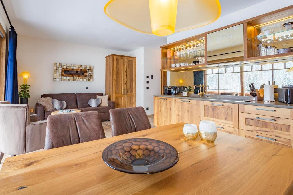 Kuchyň nebo kuchyňský kout v ubytování Alpenchalet Prinsengut
