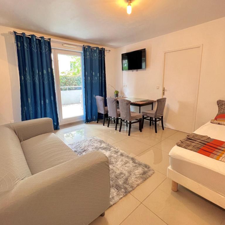 Photo de la galerie de l'établissement Appartement entier village olympique, à Saint-Denis