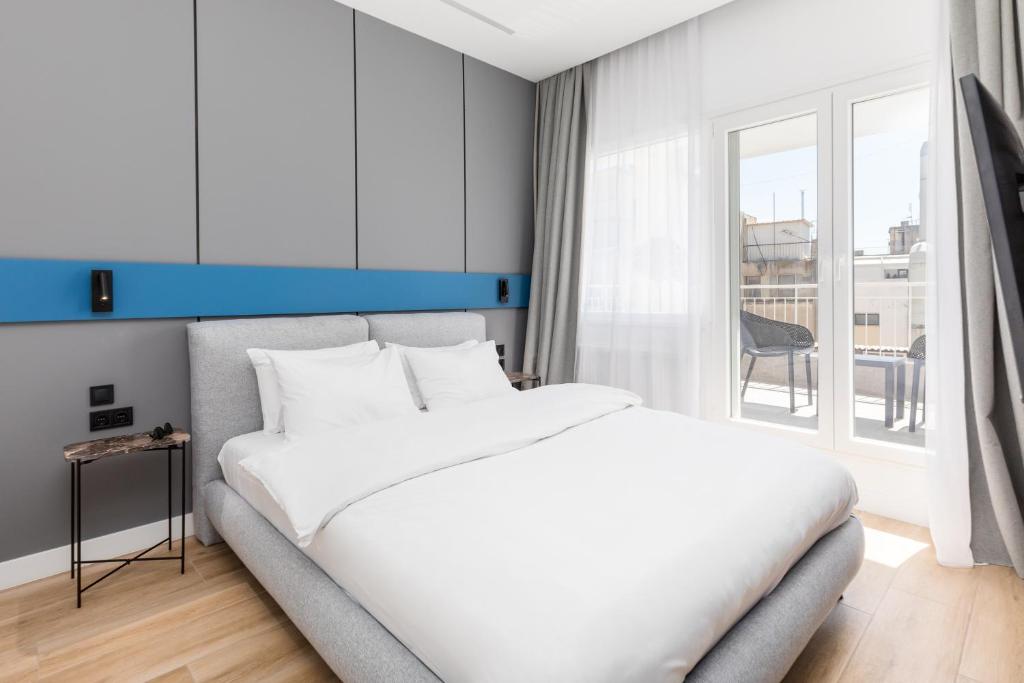 Oddity Seafront Penthouse Apartments - 17