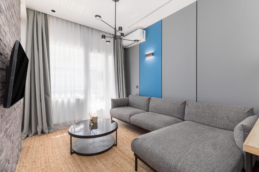 Oddity Seafront Penthouse Apartments - 12