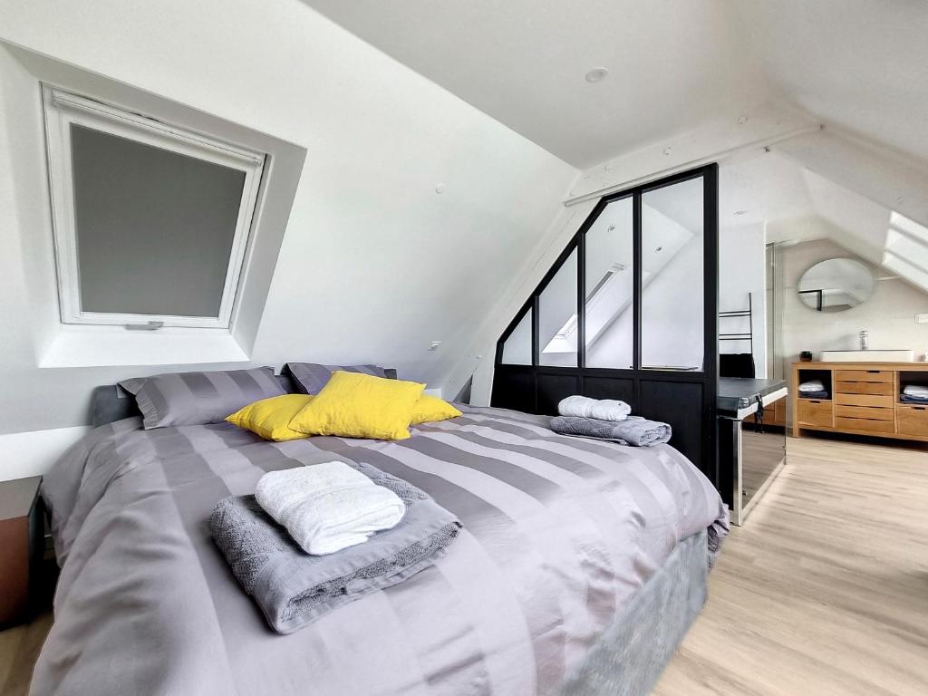 Fotografie z fotogalerie ubytování Mont Gîte Des Herbus Puccinellie avec Jacuzzi 2 personnes entre Granville et Mont Saint Michel v destinaci Vains
