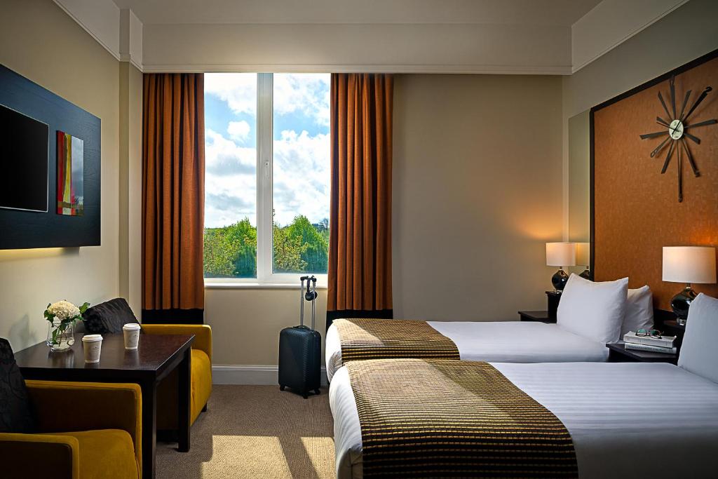 Postel nebo postele na pokoji v ubytování Carlton Hotel Blanchardstown