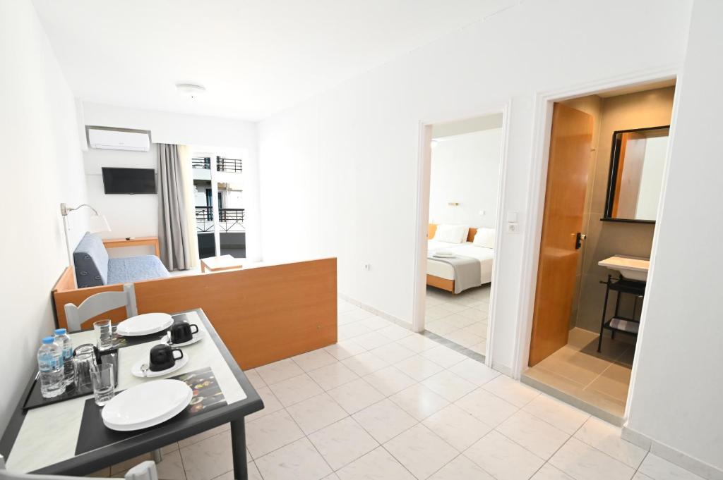 Kuchyň nebo kuchyňský kout v ubytování Jasmine Hotel Apartments