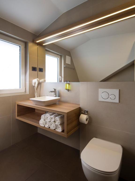 Koupelna v ubytování Ahotel Ljubljana