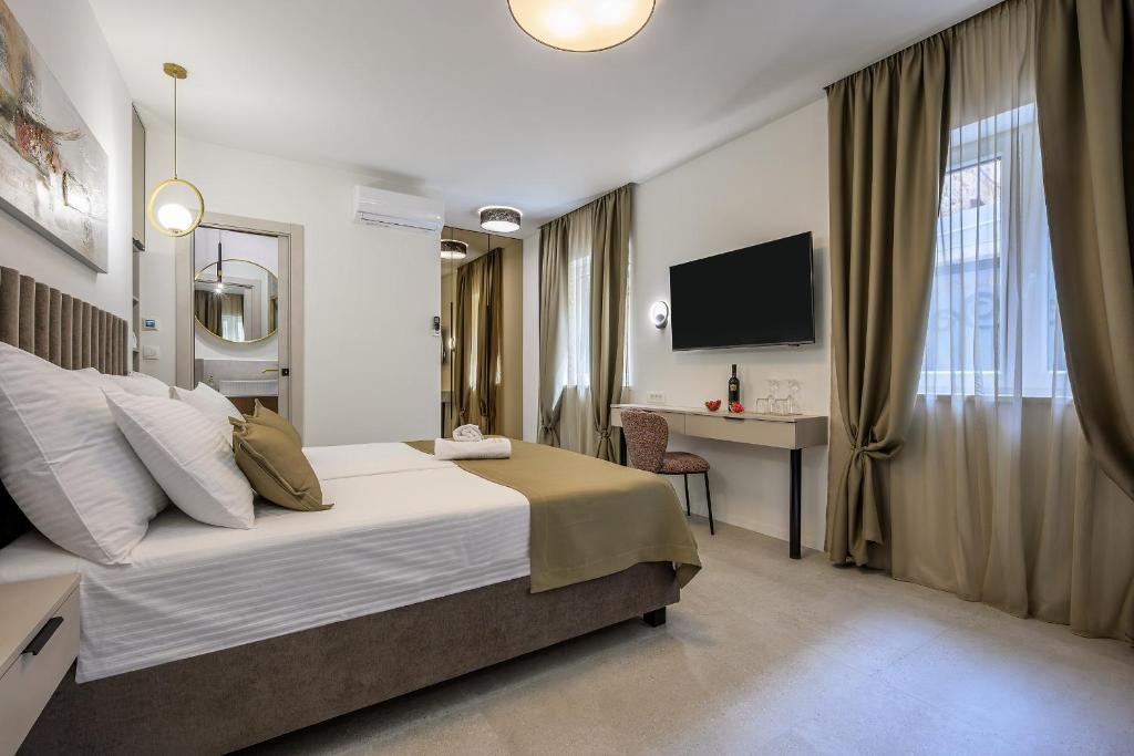 Antique Spalato Luxury Rooms, Split (updated prices 2025)