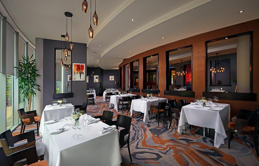 Restaurace v ubytování Carlton Hotel Blanchardstown