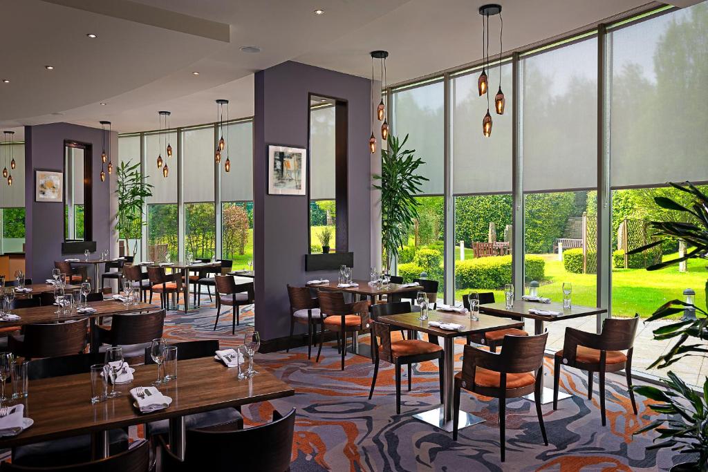 Restaurace v ubytování Carlton Hotel Blanchardstown