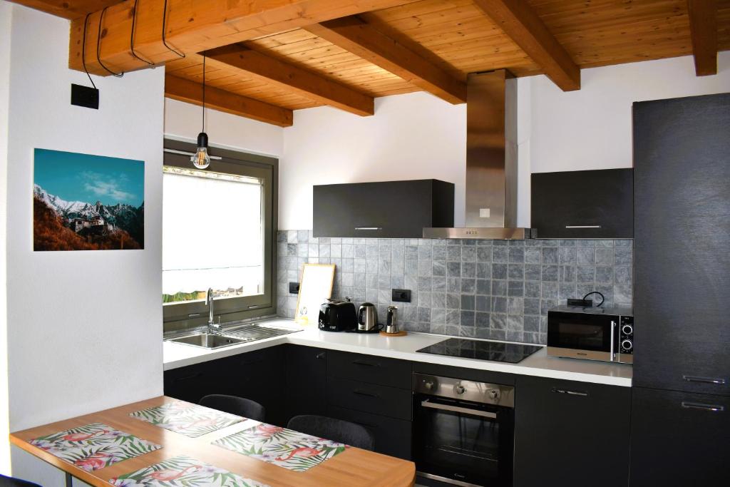 Kép Our Happy Place - casa vacanze per il viaggiatore Slow szállásáról Mandello del Larióban a galériában