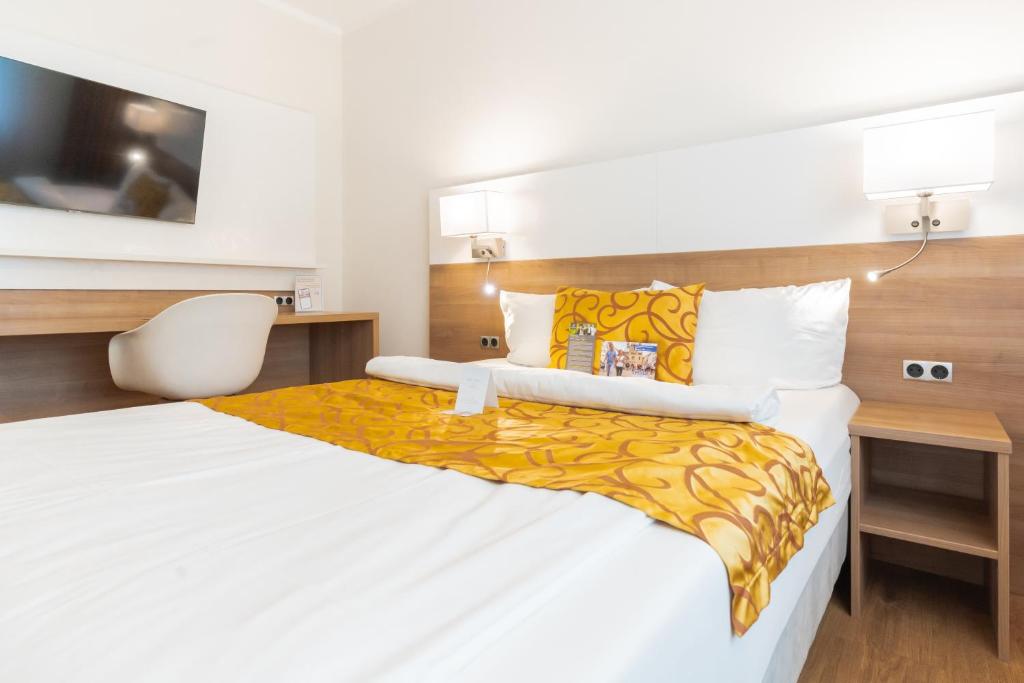 Hotel & Living Am Wartturm - Standard Room - Size: S(mall)