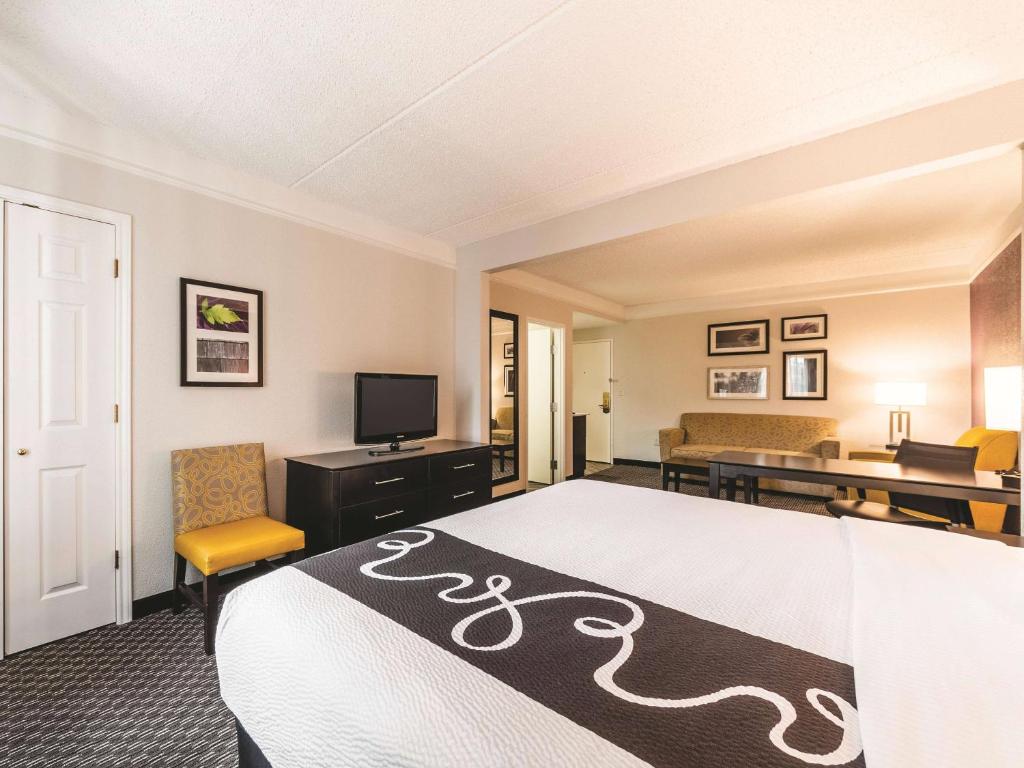 La Quinta Inn & Suites by Wyndham San Antonio Downtown - King Studio Suite - Niet -roken