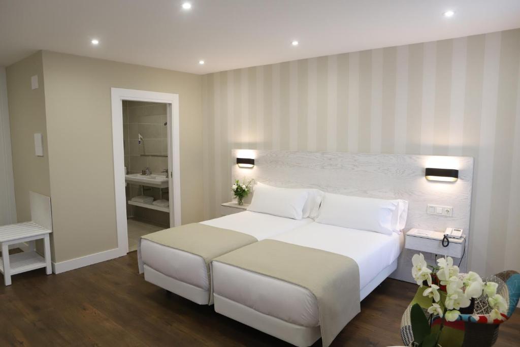 VÍA XIX - Deluxe Twin Room