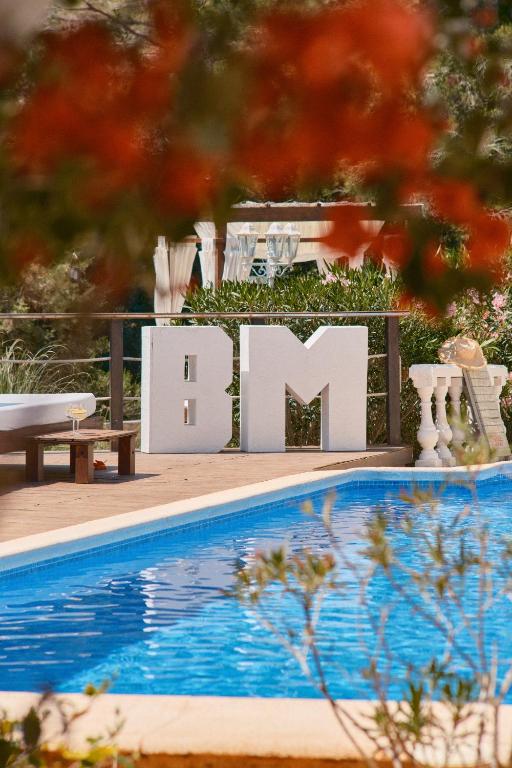 Bazén v ubytování Villa B&M Experience nebo v jeho okolí